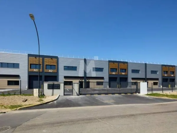Local d'activité 292 m²