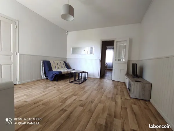 Grand appartement T2 en rez de jardin