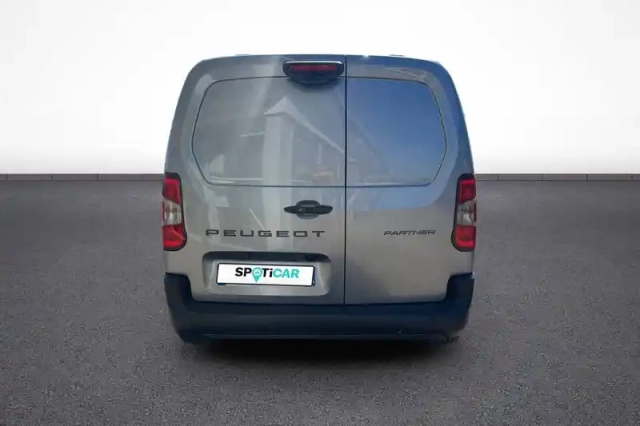 Peugeot Partner fgn diesel 130 ch m charg ut maj aut — photo 5