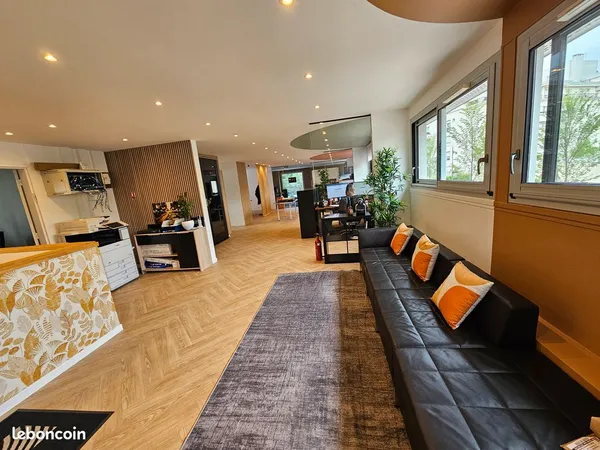 Location bureaux de 14m² Montrouge