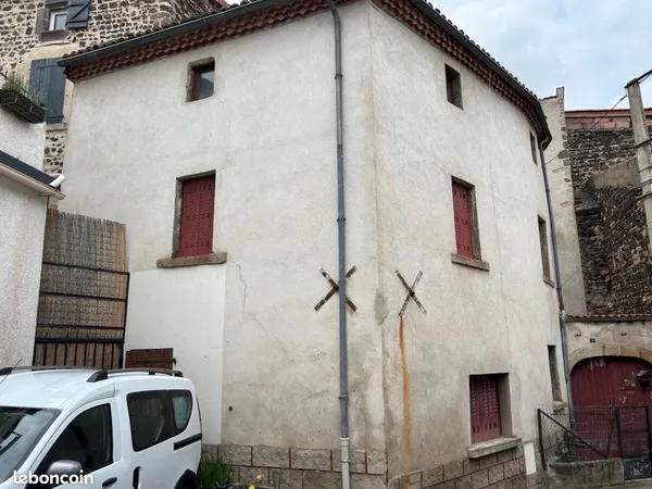 Maison de village + grange + jardin