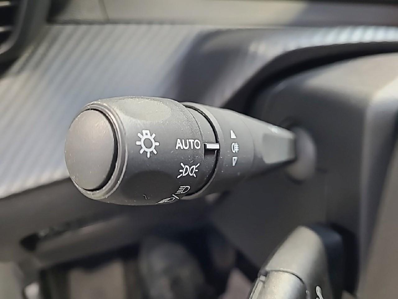 Peugeot 208 puretech 100 s&s bvm6 active business r' — photo 20