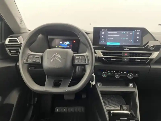 Citroën C4 e- 136 ch automatique — photo 22