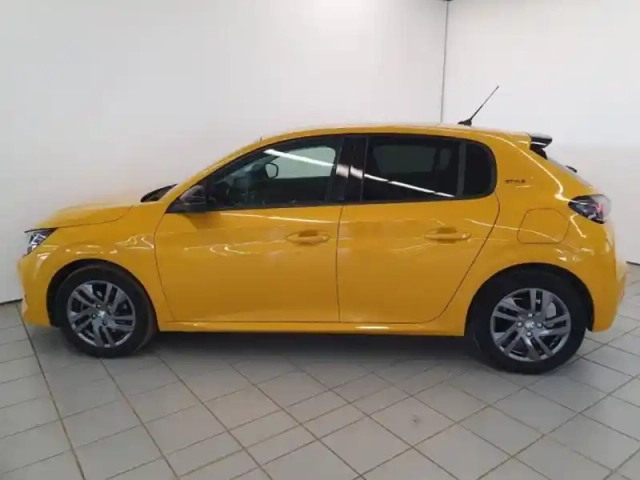 Peugeot 208 1.2 puretech 100ch s&amp;s style 118g — photo 5