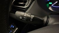 Toyota C-Hr 184h Distinctive 2WD E-CVT MC19 — photo 23