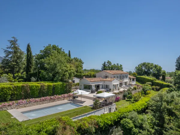 Magnifique propriété vue mer Châteauneuf-Grasse