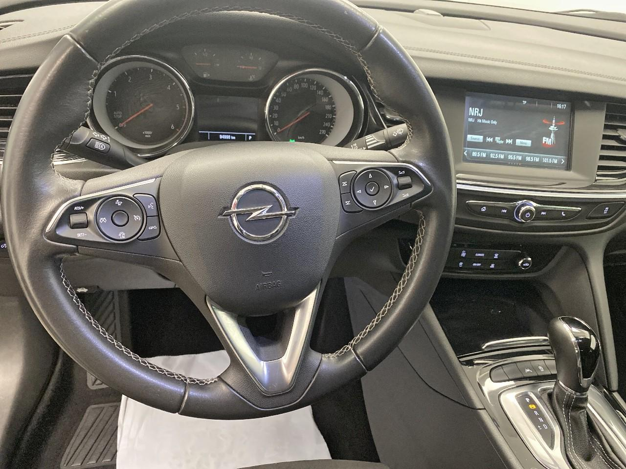Opel Insignia grand sport 1.6 diesel 136 ch bva6 elite — photo 12