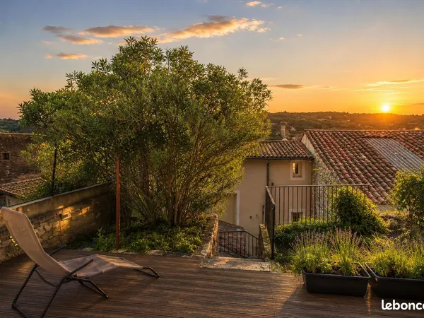 Maison 240 m² rénovée - Garage 60 m² - 2 terrasses - Bédarieux
