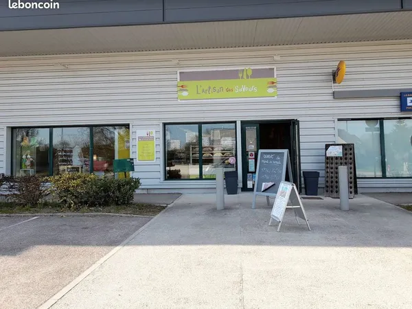 Boucherie, charcuterie, traiteur 243 m² Essoyes