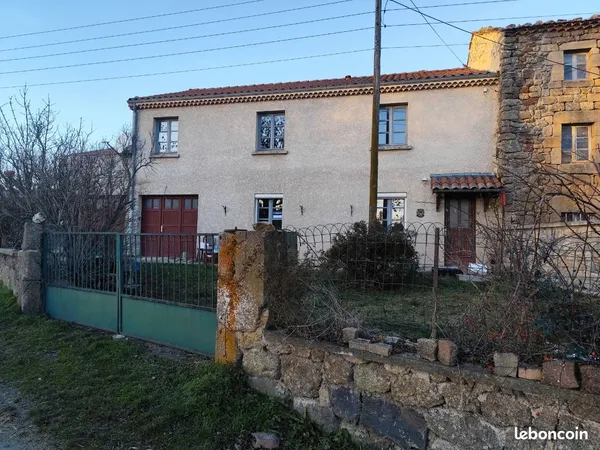 Maison individuelle sur le chemin de Saint-Jacques de Compostelle