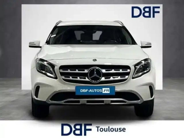 Mercedes Gla 180 sensation — photo 7