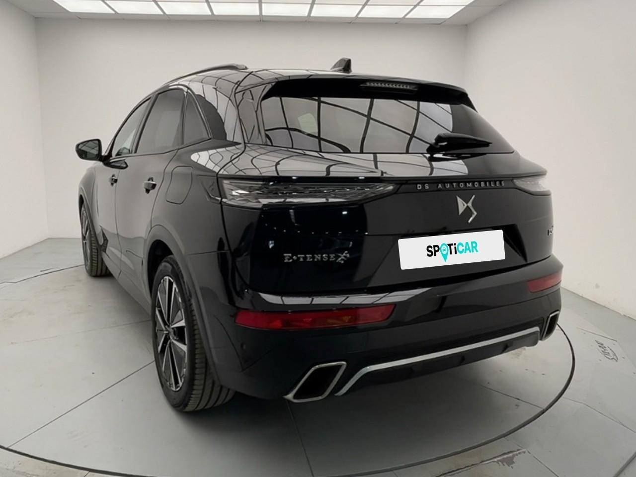 Ds Ds 7 crossback hybride rechargeable e-tense 300 eat8 4x4 opera — photo 2