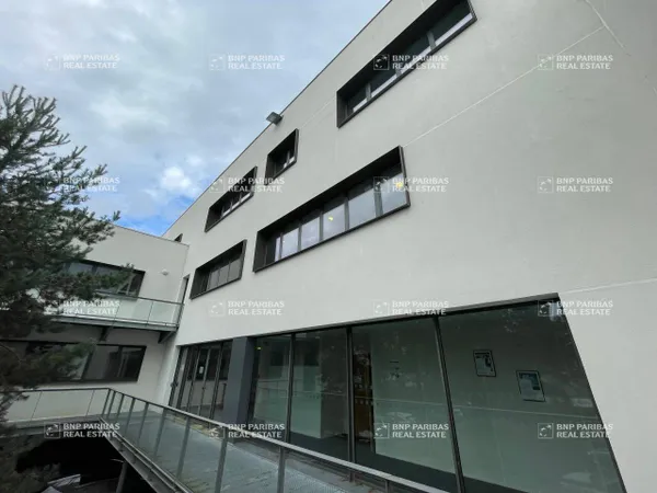 Bureaux 2303 m²