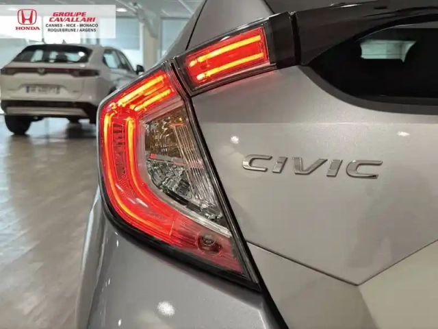 Honda Civic 1.5 i-vtec 182 — photo 19