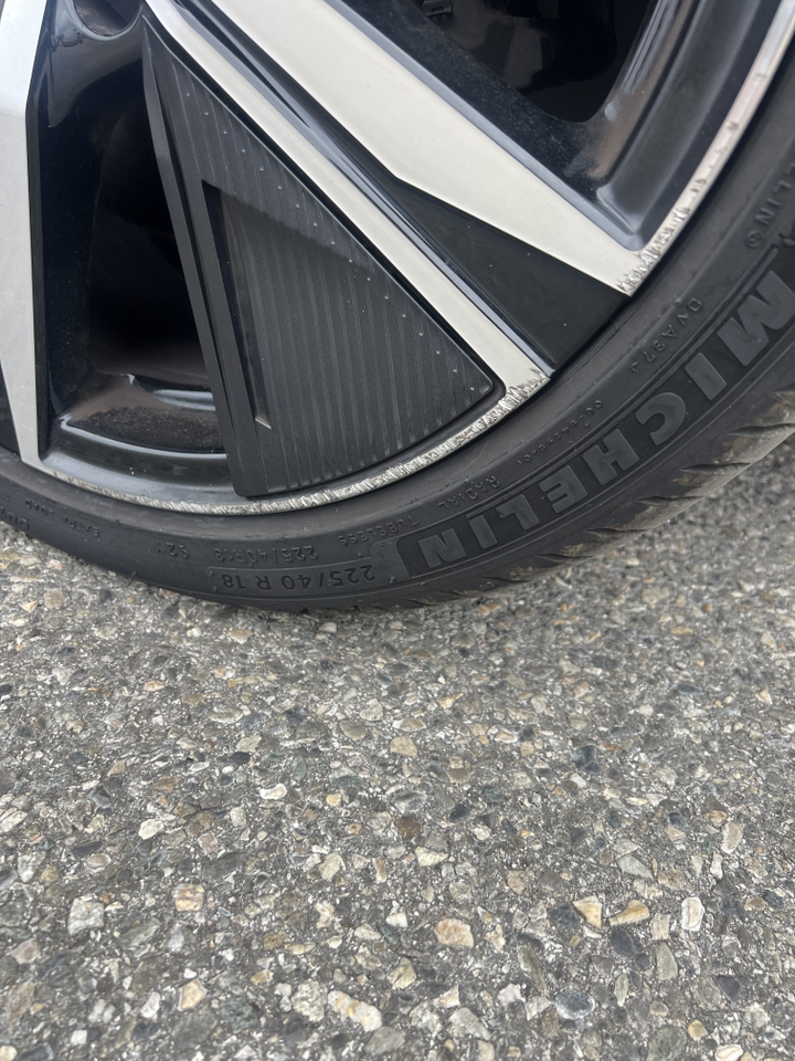 Peugeot 308 SW BlueHDi 130ch S&amp;S EAT8 — photo 30