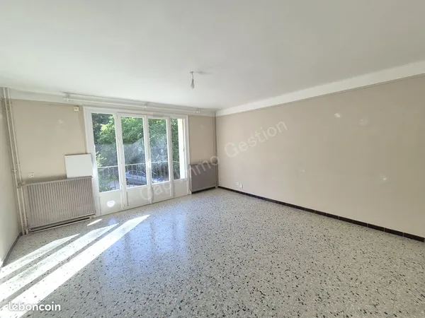 Appartement t4