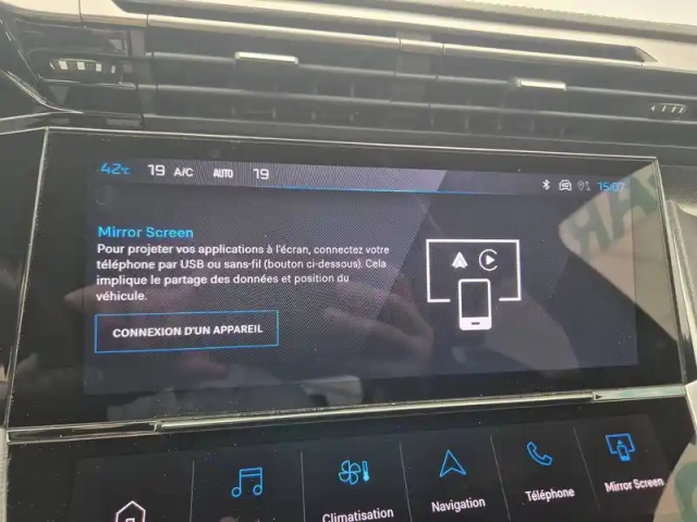 Peugeot 408 phev 225 e-eat8 — photo 19