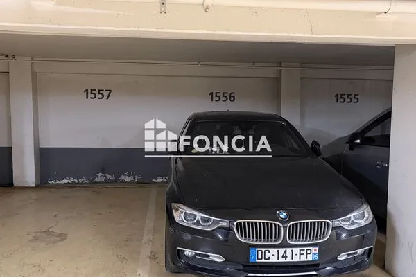 Parking 13 m²