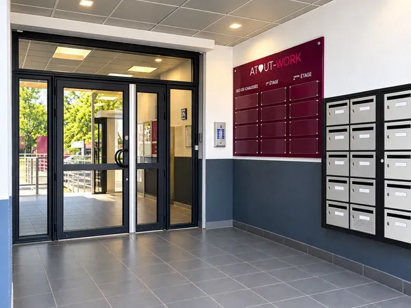 Location de bureaux - Direct propriétaire / Sans frais d'agence / Parc 2000 - Montpellier