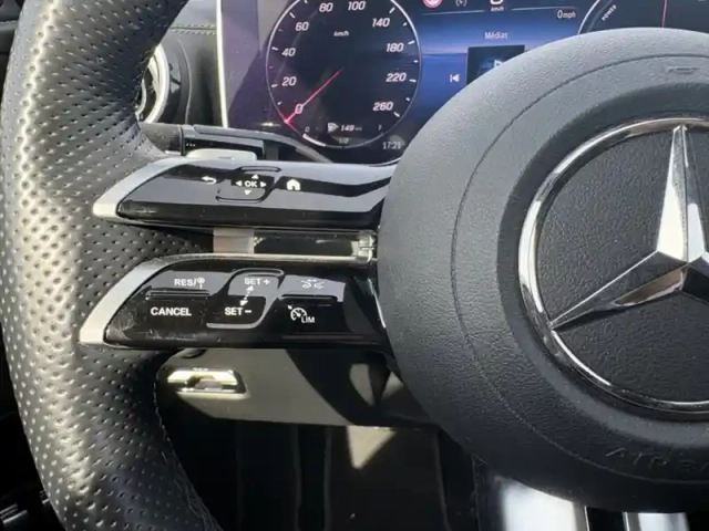 Mercedes Classe C 300 e hybrid eq berli — photo 14
