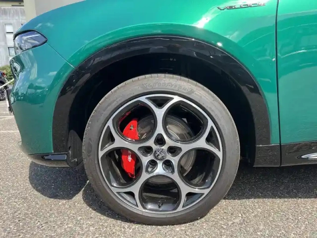 Alfa Romeo Tonale 1.3 ibrida plug-in 280ch at6 e-q4 — photo 8