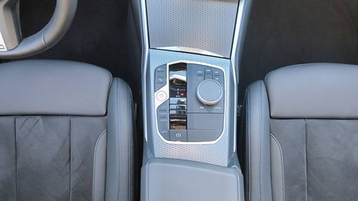 BMW Serie 3 Touring xDrive 30d 286 Mild Hybrid Steptronic8 - M Sport – 2023 – 27498 km – Hybride diesel – Boîte Automatique — photo 17