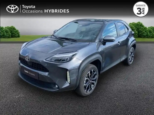 Toyota Yaris cross 130h design mc24
