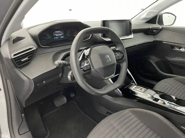 Peugeot 208 electrique 50 kwh 136ch — photo 31