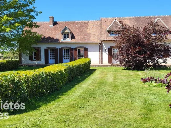 Propriété de campagne (+prairie)