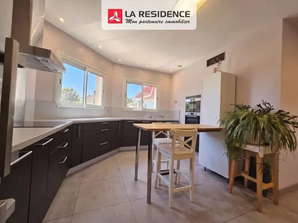 Maison 3 pièces 96 m²