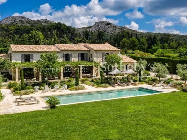 Mas Aupiho, Holiday villa in the AlpillesVilla au coeur des Alpi