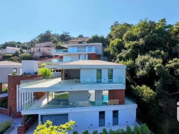 Appartement 4 pièces 100 m²
