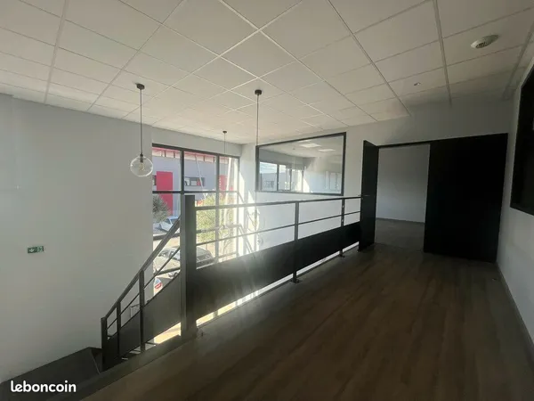 Bureaux 345 m² VALENCE