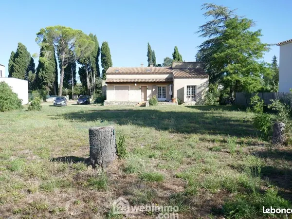 Villa 9 pièces 205 m²
