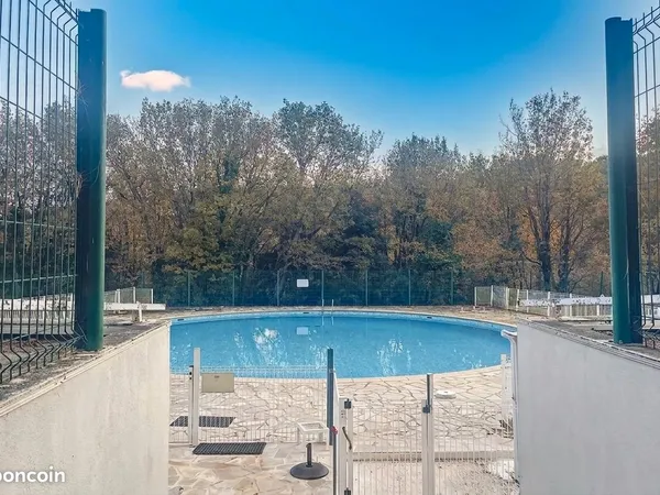 Studio résidence avec piscine