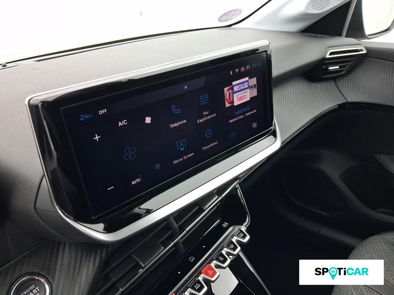 Peugeot 208 1.2 puretech 100ch s&s allure — photo 13