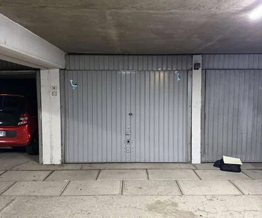 Parking 14 m²