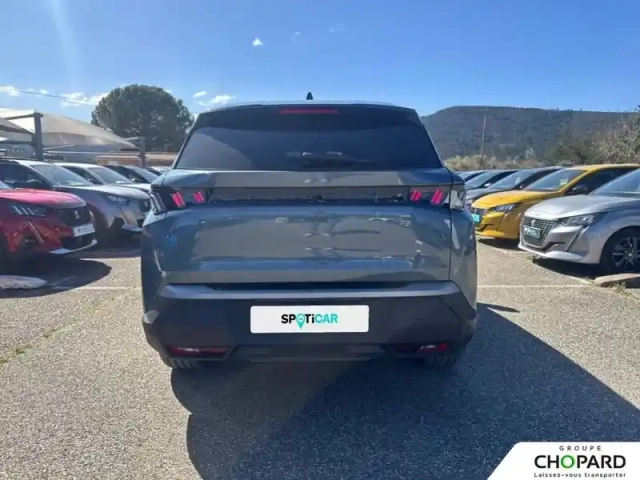 Peugeot 5008 electrique 210 ch 73 kwh — photo 29