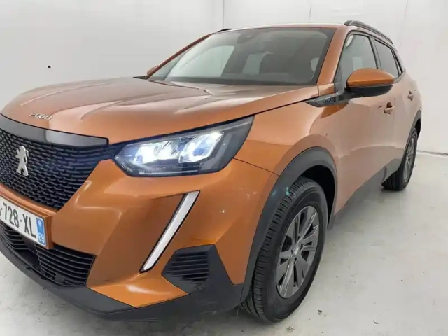 Peugeot 2008 puretech 130 s&amp;s eat8 — photo 24