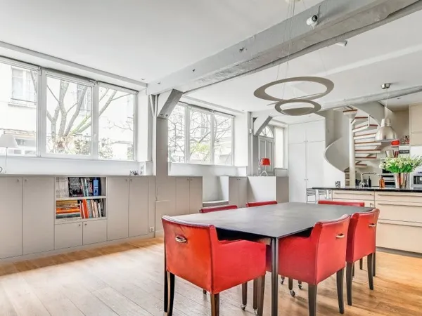 APPARTEMENT FAMILIAL EN PARFAIT ÉTAT - CALME