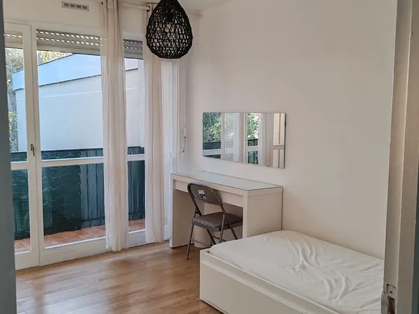 Collocation 4 chambres dans 81 m2