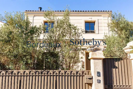 Maison 4 pièces 132 m²
