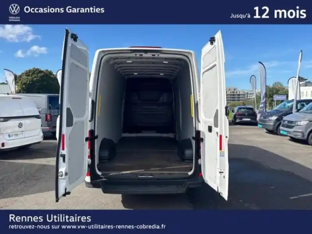 Volkswagen Crafter fg 35 l4h3 2.0 tdi 140ch business traction bva8 — photo 9