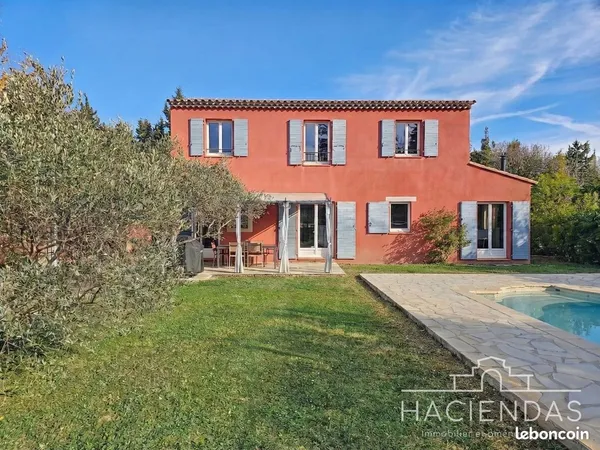 Maison 7 pièces 182 m²