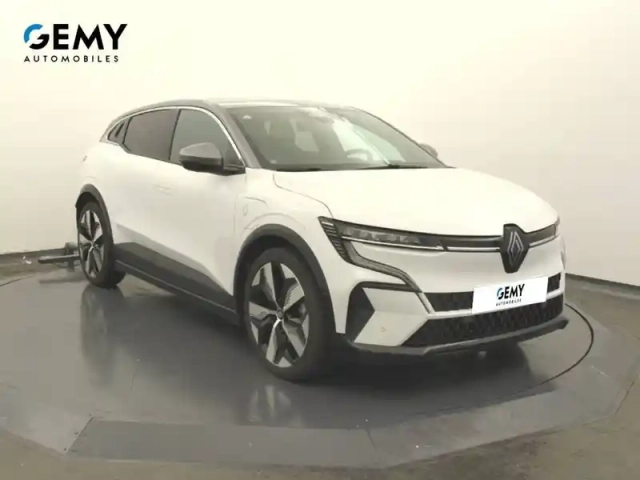 Renault Megane e-tech ev60 220 ch super charge — photo 18