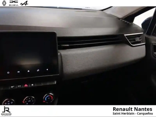 Renault Clio 1.0 tce 90ch evolution — photo 14