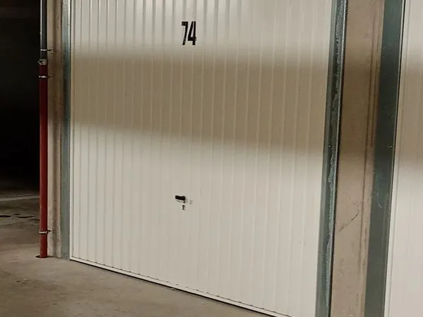 Garage box fermé - Lyon 7 / Jean Jaurès