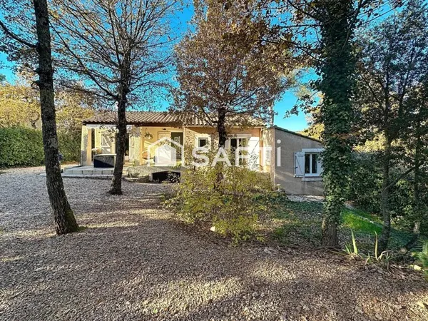 VILLA 6 PIECES 4 CHAMBRES PISCINE STUDIO
