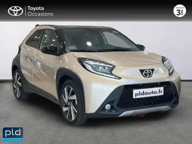 Toyota Aygo X 1.0 vvt-i 72ch collection my23 — photo 6