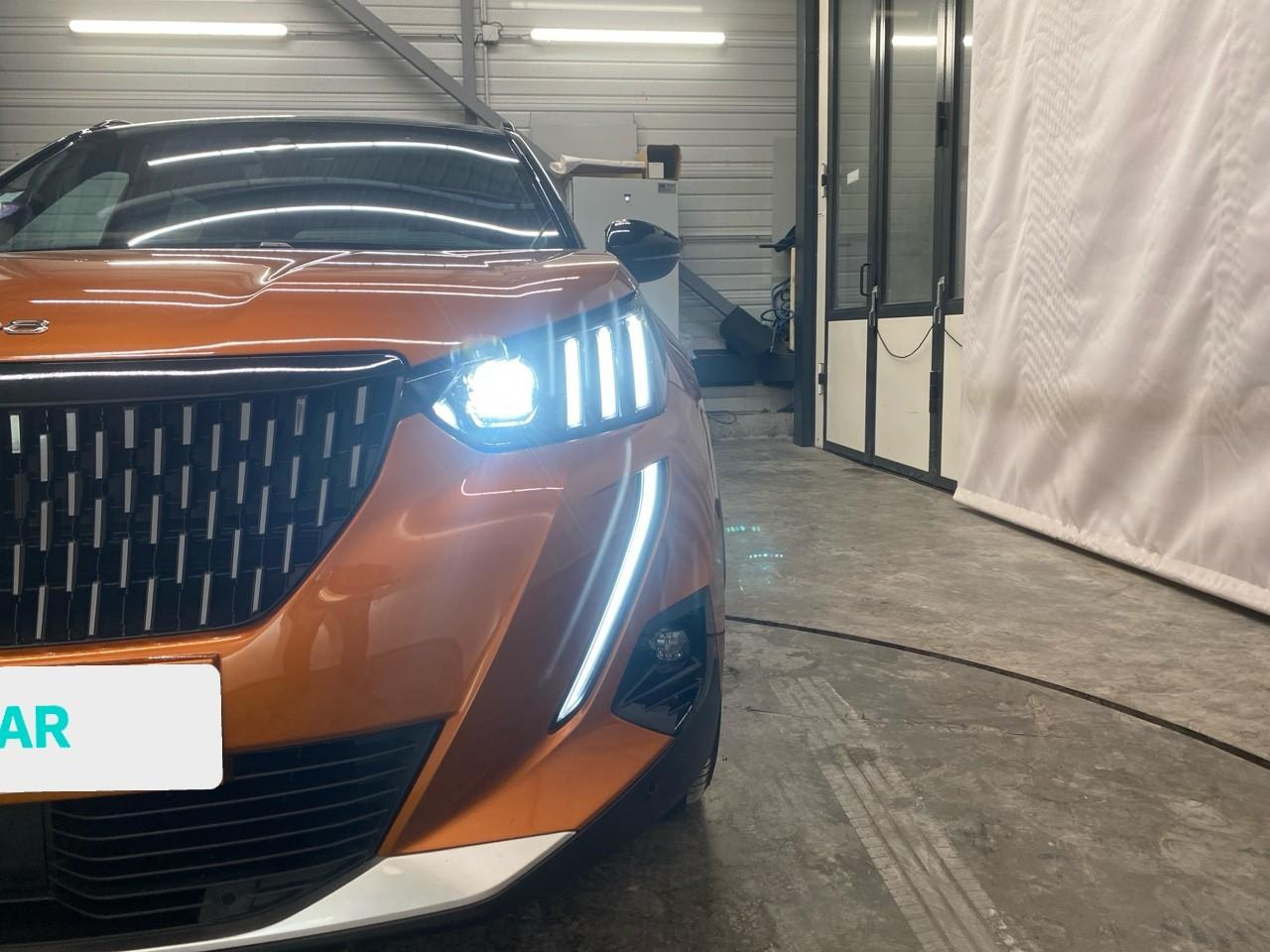 Peugeot 2008 puretech 130 s&s eat8 gt — photo 29